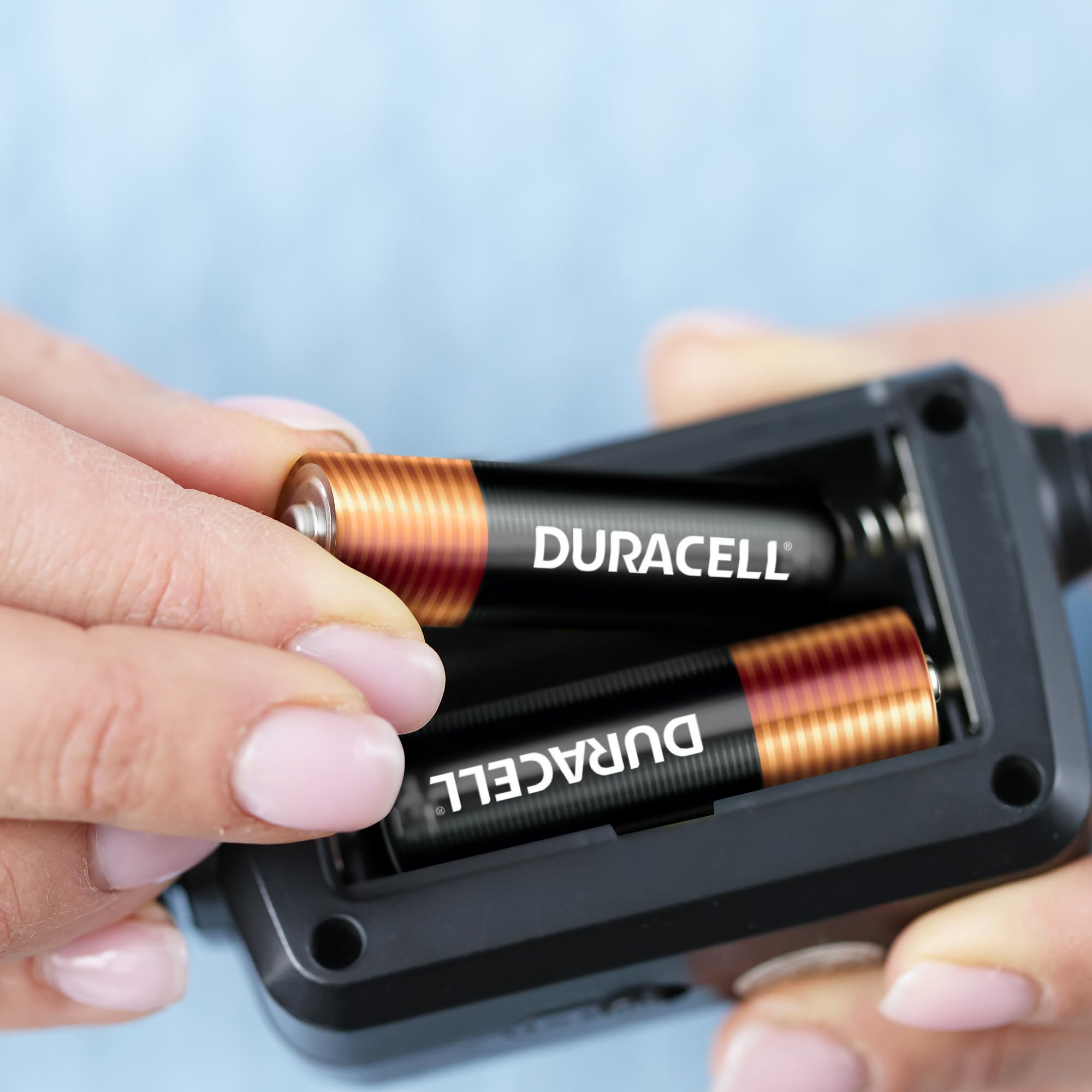 DURACELL Duralock AA 1.5 Volt Alkaline Battery Pack to Charge Items for Exclusive Power in Remotes and Controllers, (5 Packs of 20 Batteries Each)